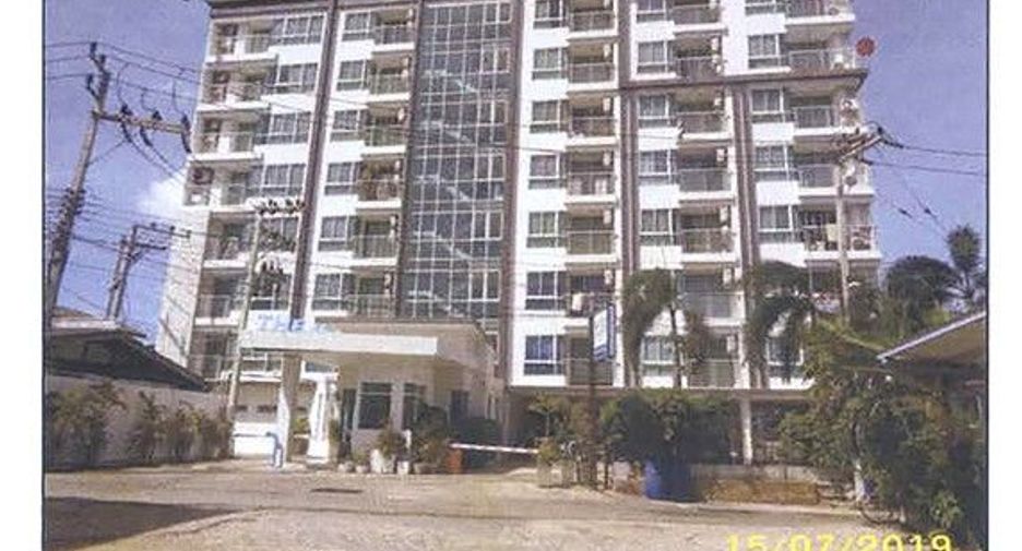 For sale 1 bed condo in Ban Bueng, Chonburi