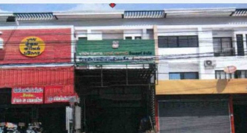 For sale 1 bed retail Space in Ban Bueng, Chonburi