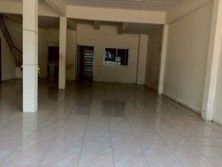 Gewerbefläche zum Kauf mit 1 Zimmer in Khiri Rat Nikhom, Surat Thani