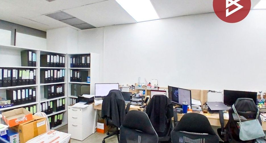 Oficina en venta en Bang Na, Bangkok