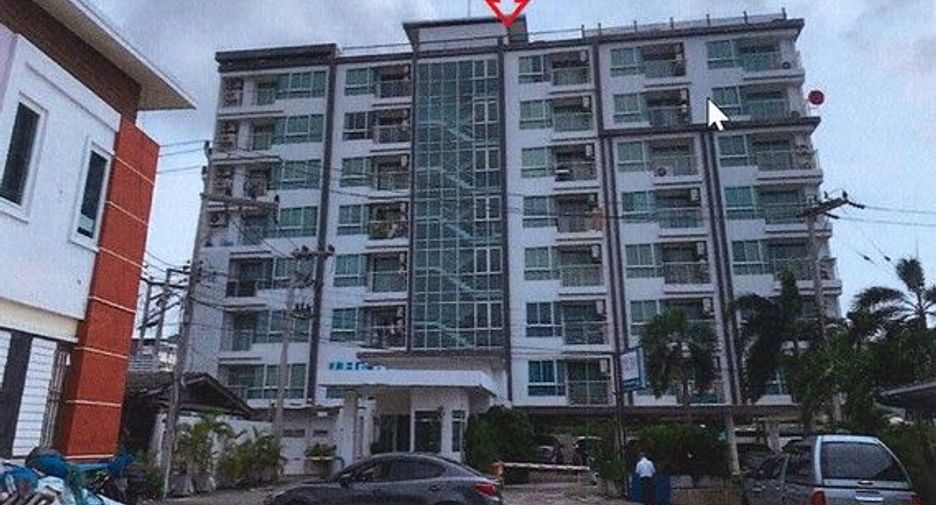 For sale 1 bed condo in Ban Bueng, Chonburi