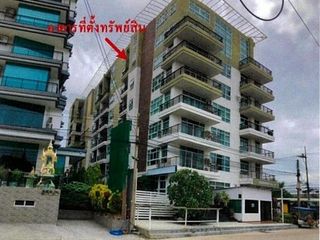 For sale 1 bed condo in Ban Bueng, Chonburi