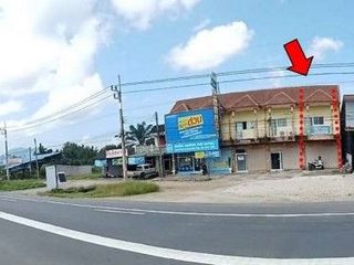 Gewerbefläche zum Kauf mit 1 Zimmer in Khiri Rat Nikhom, Surat Thani