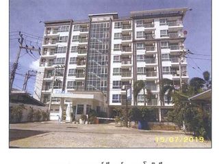 For sale 1 bed condo in Ban Bueng, Chonburi