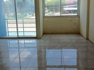 Local comercial en venta de 1 habitaciones en Khiri Rat Nikhom, Surat Thani