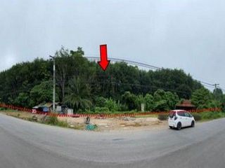 出售 土地 在 Khiri Rat Nikhom, 素叻