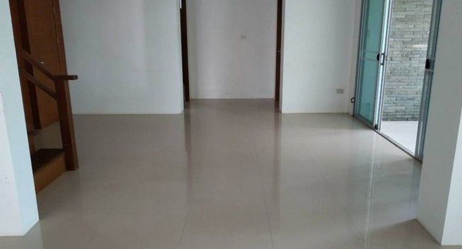Haus zum Kauf mit 1 Zimmer in Khiri Rat Nikhom, Surat Thani