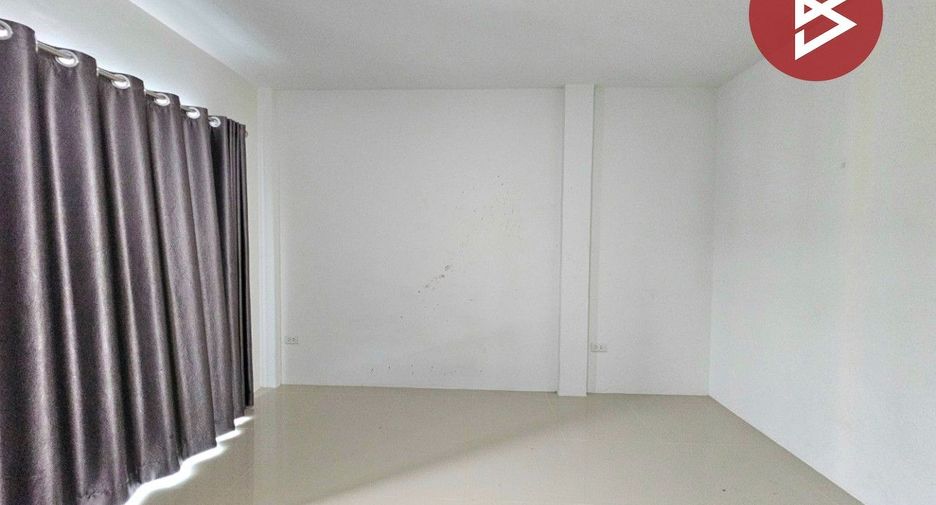 For sale 2 ベッドルーム townhouse in Mueang Chon Buri, Chonburi