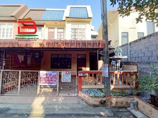 For sale 2 bedrooms townhouse in Thanyaburi, Pathum Thani