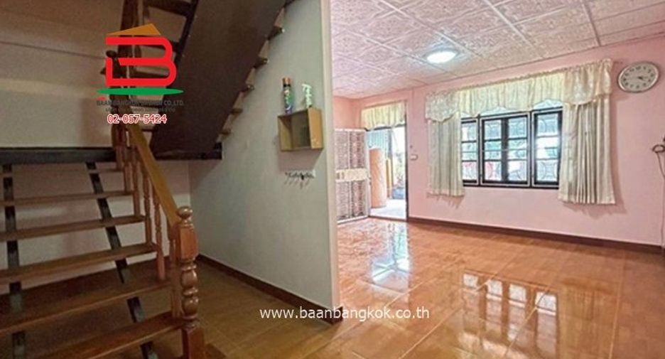 For sale 2 bedrooms townhouse in Thanyaburi, Pathum Thani
