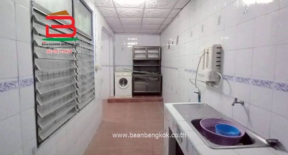 For sale 2 bedrooms townhouse in Thanyaburi, Pathum Thani