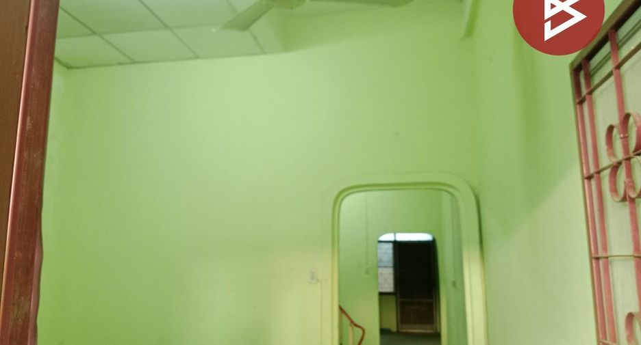 For sale 3 bedrooms townhouse in Mueang Nakhon Sawan, Nakhon Sawan