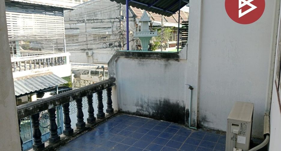 For sale 3 bedrooms townhouse in Mueang Nakhon Sawan, Nakhon Sawan