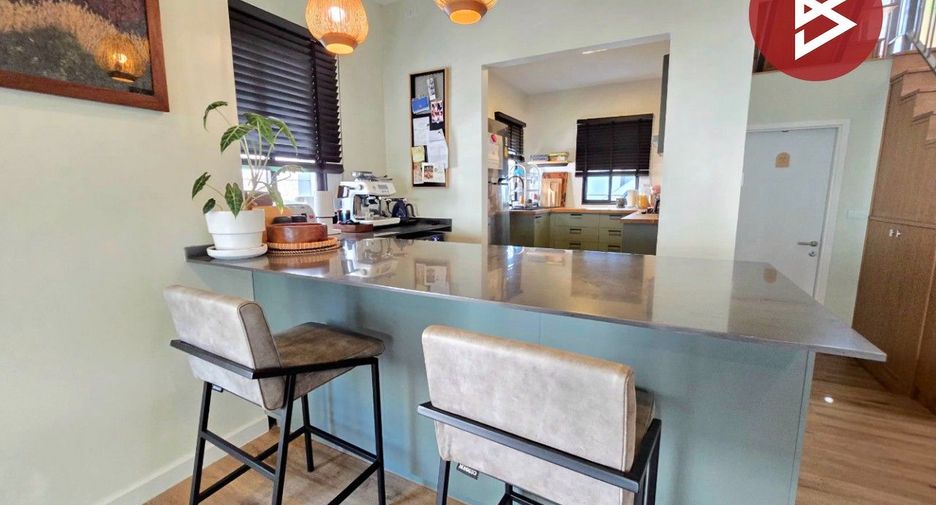 For sale 3 bedrooms house in Prawet, Bangkok