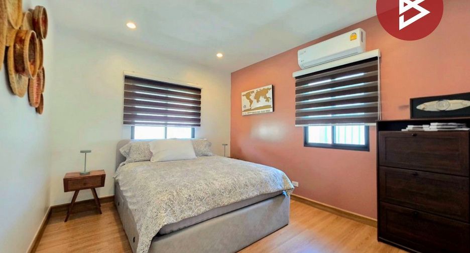 For sale 3 bedrooms house in Prawet, Bangkok