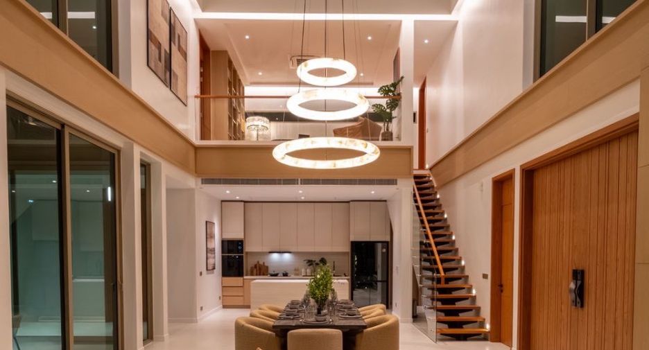 For sale 4 bedrooms villa in Thalang, Phuket