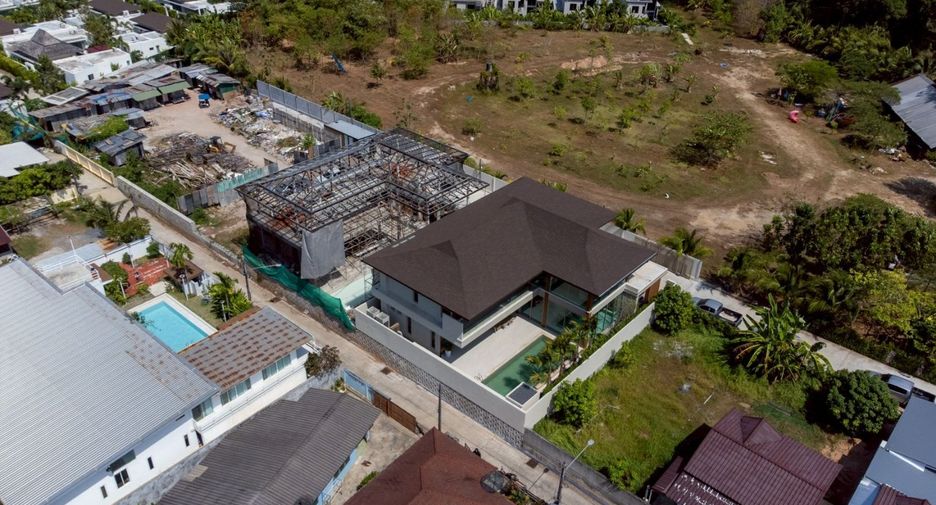 For sale 4 bedrooms villa in Thalang, Phuket