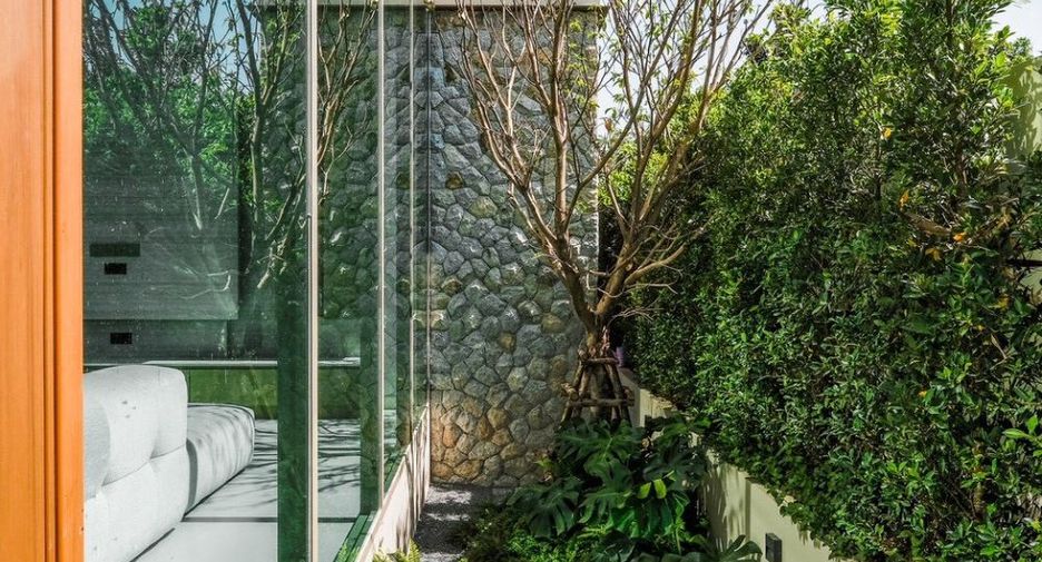 For sale 4 bedrooms villa in Thalang, Phuket