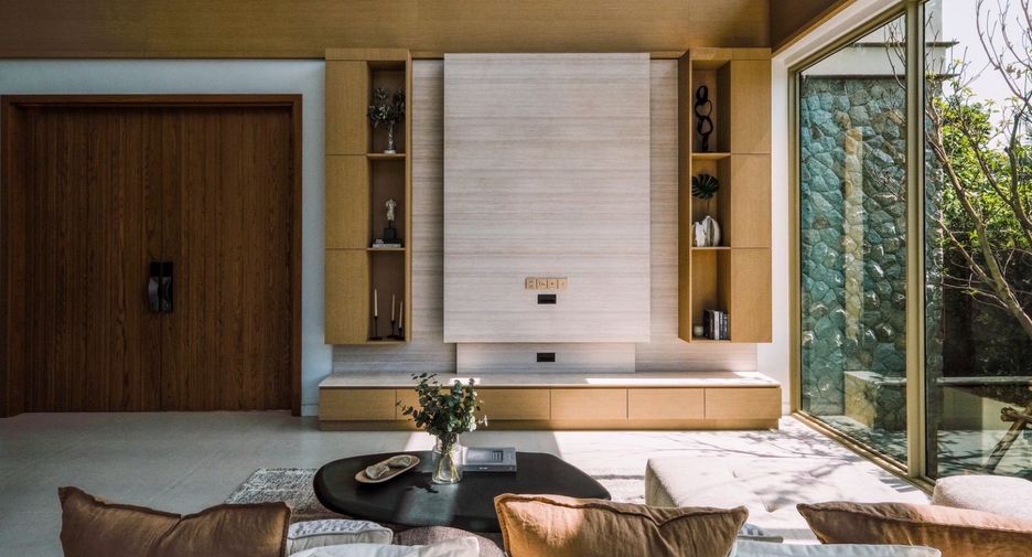 For sale 4 bedrooms villa in Thalang, Phuket