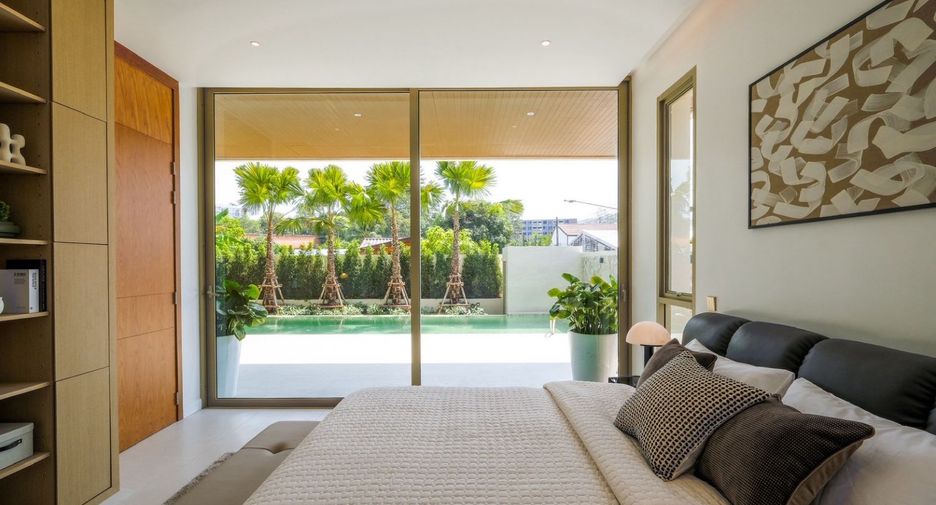 For sale 4 bedrooms villa in Thalang, Phuket