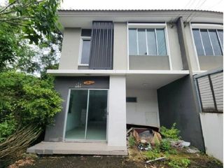 出售 1 卧室 联排别墅 在 Bang Bua Thong, Nonthaburi