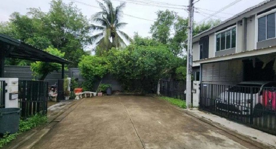 出售 1 卧室 联排别墅 在 Bang Bua Thong, Nonthaburi