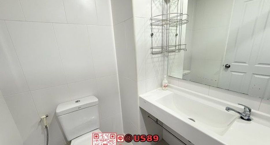 For sale 2 bedrooms condo in Watthana, Bangkok