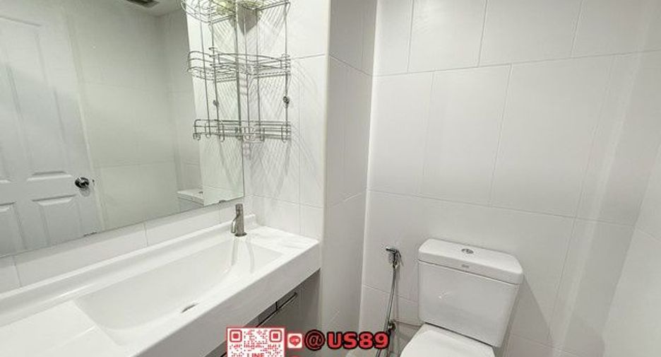 For sale 2 bedrooms condo in Watthana, Bangkok