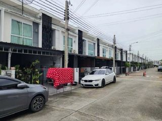 出售 1 卧室 联排别墅 在 Bang Bua Thong, Nonthaburi