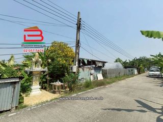 Terreno en venta en Bang Bua Thong, Nonthaburi