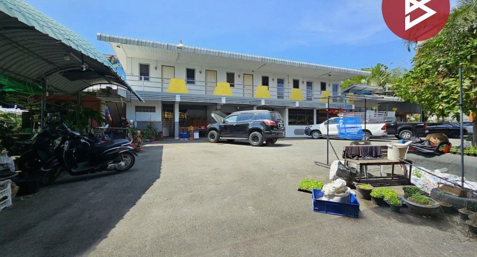 For sale warehouse in Mueang Chon Buri, Chonburi
