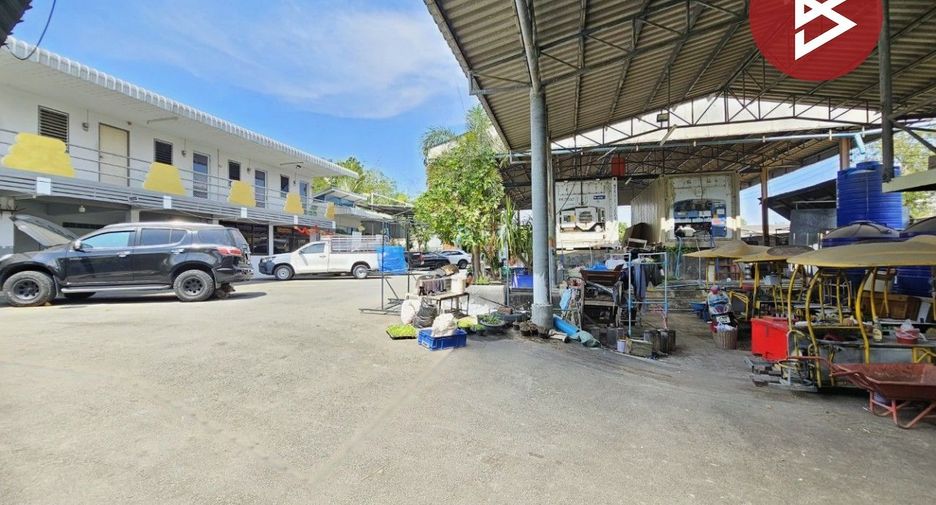 For sale warehouse in Mueang Chon Buri, Chonburi