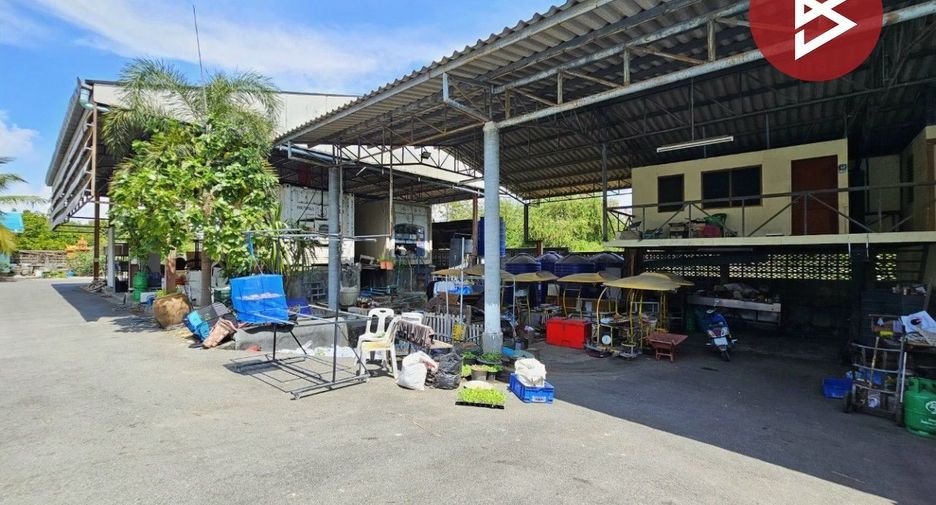 For sale warehouse in Mueang Chon Buri, Chonburi