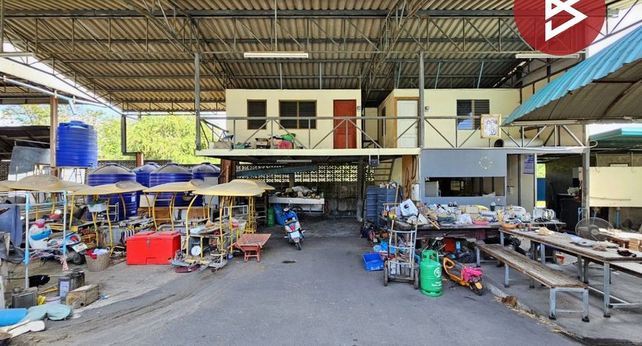 For sale warehouse in Mueang Chon Buri, Chonburi