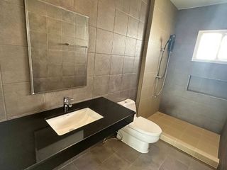 出租 4 卧室 独立屋 在 Mueang Chiang Mai, Chiang Mai