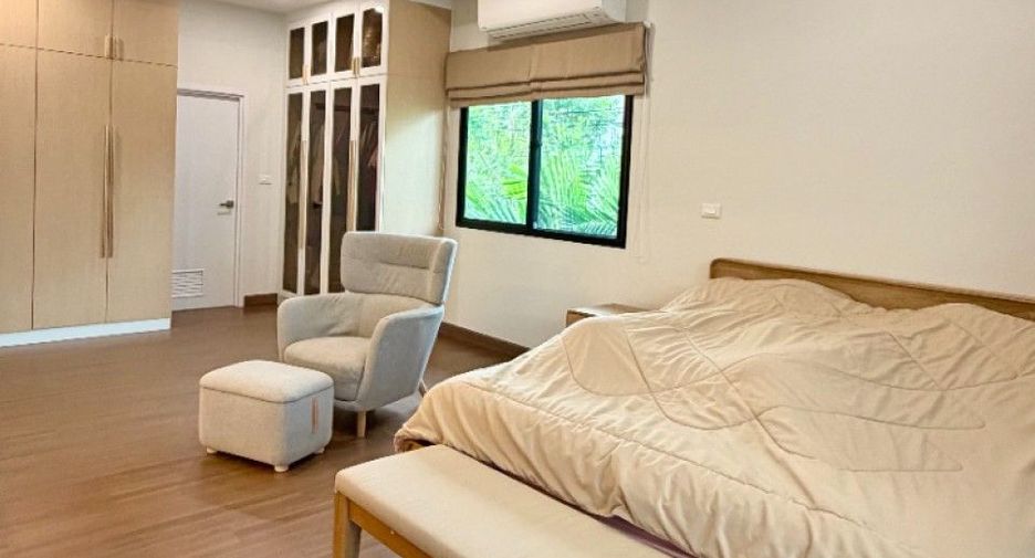 For sale 4 bedrooms house in Bang Yai, Nonthaburi
