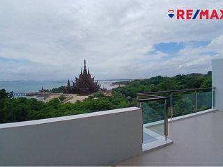 For rent 2 bedrooms condo in Bang Lamung, Chonburi