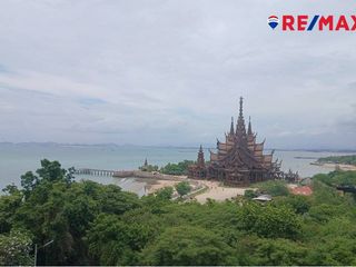 For rent 2 bedrooms condo in Bang Lamung, Chonburi
