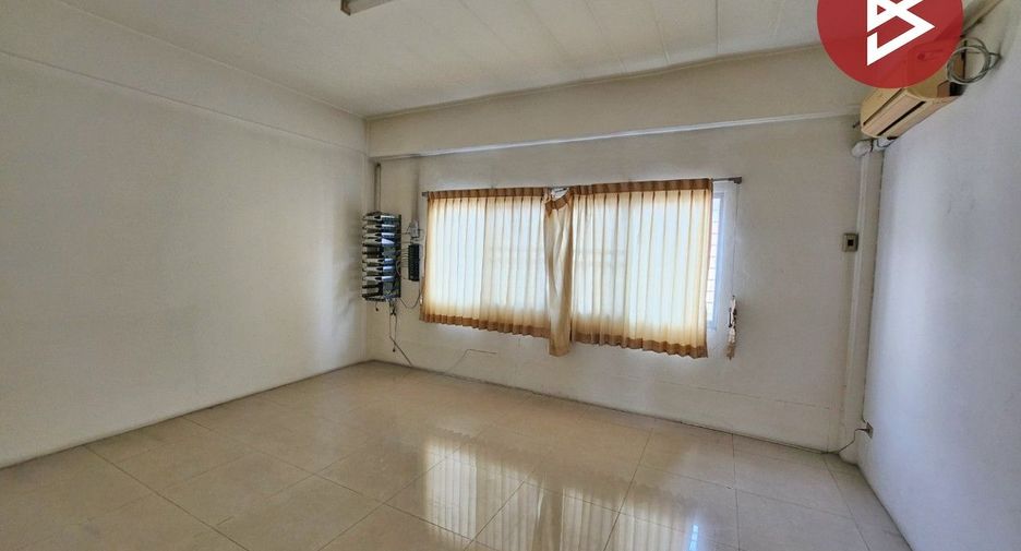 For sale 8 bedrooms retail Space in Mueang Samut Sakhon, Samut Sakhon