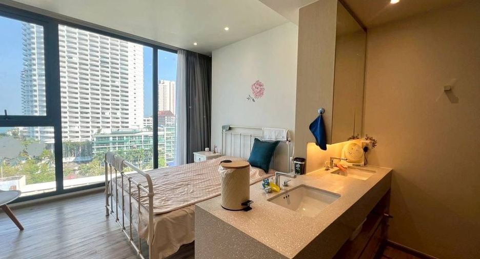 For rent 2 bedrooms condo in North Pattaya, Pattaya