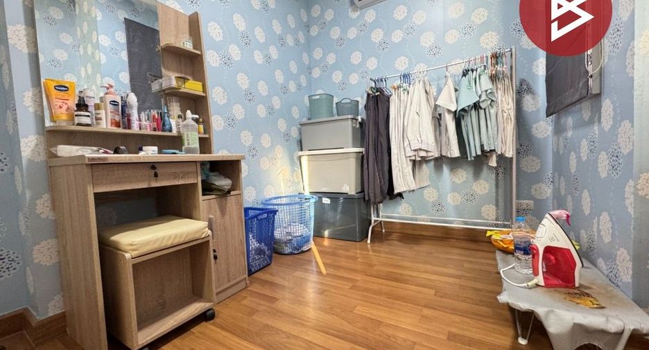 For sale 3 bedrooms townhouse in Bang Bo, Samut Prakan