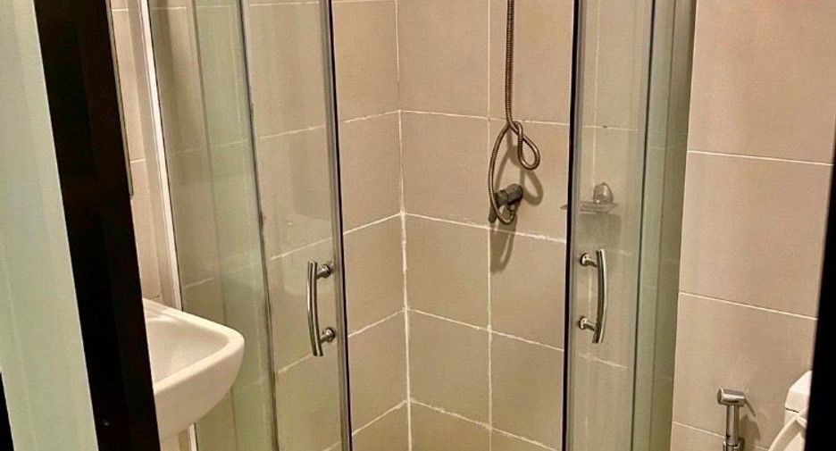For sale 1 bed condo in Mueang Samut Prakan, Samut Prakan