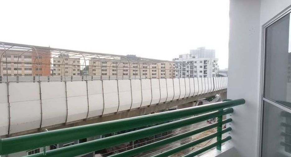 For sale studio condo in Bang Phlat, Bangkok