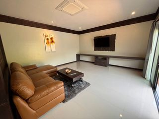 For rent 3 bedrooms villa in Mueang Phuket, Phuket