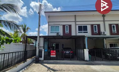For sale 3 bedrooms townhouse in Sam Phran, Nakhon Pathom