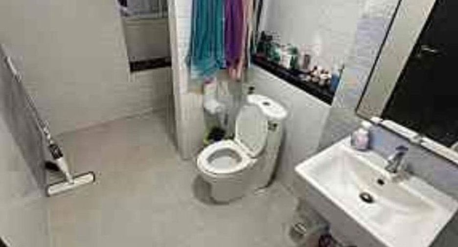 For sale 1 bed condo in Wang Thonglang, Bangkok
