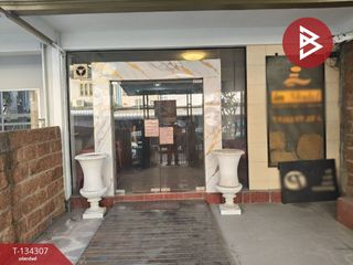 出售 4 卧室 联排别墅 在 Wang Thong Lang, 曼谷