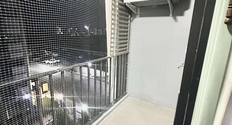 For sale 2 bedrooms condo in Khlong Luang, Pathum Thani