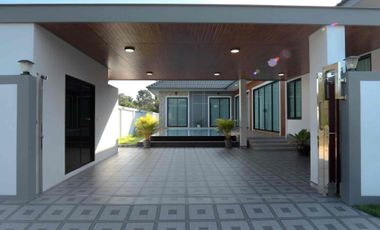 À vendre 3 chambres maison à Sattahip, Chonburi