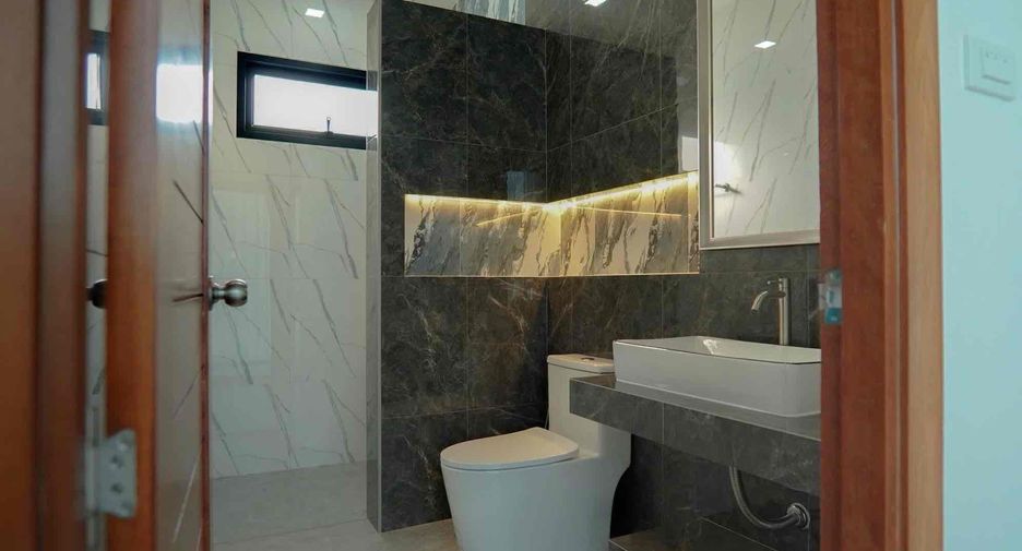 Casa en venta de 3 habitaciones en Sattahip, Chonburi